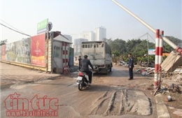 Thanh tra giao thông Tây Hồ phản hồi về tình trạng bụi bẩn trên đường Võ Chí Công