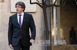 Tòa án Tây Ban Nha từ chối yêu cầu phát lại lệnh bắt giữ cựu Thủ hiến Catalonia