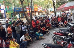 Người dân gạt hết mọi công việc để cổ vũ cho U23 Việt Nam