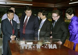 Chủ tịch Quốc hội Mông Cổ kết thúc chuyến thăm chính thức Việt Nam