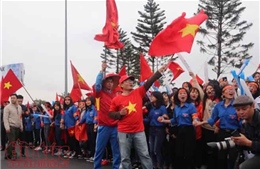 Không khí náo nhiệt đón đội tuyển U23 Việt Nam tại sân bay Nội Bài, Hà Nội