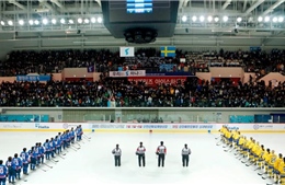 Đội hockey nữ liên Triều lần đầu ra sân thi đấu