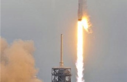 SpaceX phóng thành công tên lửa mạnh nhất thế giới 