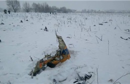 Vụ tai nạn thảm khốc: Máy bay Nga bốc cháy trước khi lao xuống đất