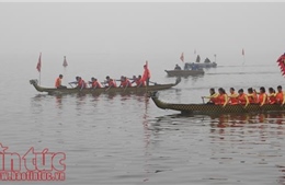 Lễ hội bơi chải thuyền rồng Hà Nội tạo điểm nhấn hoạt động du xuân