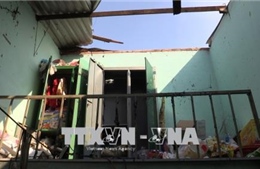 Nổ hất văng mái phòng trọ, 4 người trong một gia đình bị thương nặng 