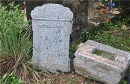 Bước đầu xác định đối tượng làm vỡ nhiều bát hương tại nghĩa địa ở Hưng Yên