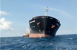 Cứu hộ thành công tàu vận tải mắc cạn trên vùng biển Bình Thuận