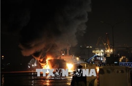 Cháy lớn tàu chở dầu tại Hải Phòng