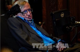 Anh lưu giữ các công trình và di vật của &#39;ông hoàng vật lý&#39; Stephen Hawking 