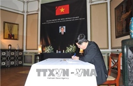 Trang trọng lễ viếng nguyên Thủ tướng Phan Văn Khải tại nhiều quốc gia