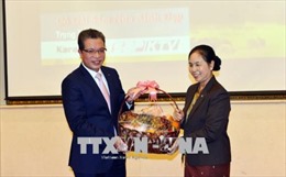 Giao lưu tô thắm tình đoàn kết giữa Đại sứ quán Việt Nam và Lào tại Trung Quốc