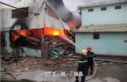 Vụ cháy lớn tại Công ty may Vina Korea gây thiệt hại nặng nề