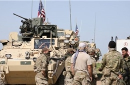 Lực lượng Mỹ suýt dội bom quân Nga ở đông Deir Ezzor