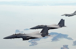 Hàn Quốc nối lại hoạt động của máy bay chiến đấu sau vụ rơi máy bay F-15K
