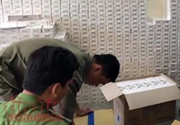 Bắt đối tượng tàng trữ 16.000 gói thuốc lá lậu tại nhà trọ