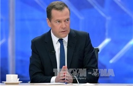 Thủ tướng Medvedev: Nga sẽ vượt qua các biện pháp trừng phạt của Mỹ