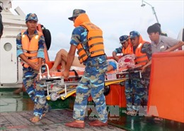 Tàu Cảnh sát biển cứu nạn thành công tàu cá tại vùng biển Hải Phòng