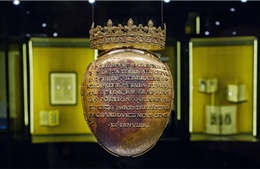 Thánh tích chứa trái tim của hoàng hậu Pháp từ thế kỷ 16 bị đánh cắp