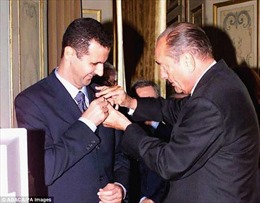 Tổng thống Syria bất ngờ trả huân chương cao quý được Pháp trao tặng