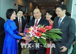 Thủ tướng Nguyễn Xuân Phúc bắt đầu thăm chính thức Singapore