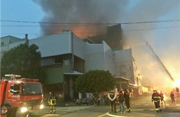 Cháy nhà xưởng ở Đài Loan (Trung Quốc), nhiều lính cứu hỏa thiệt mạng