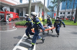 Diễn tập chữa cháy tại Khách sạn Hà Nội Daewoo
