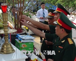 Truy điệu, an táng hài cốt liệt sĩ quân tình nguyện và chuyên gia Việt Nam hy sinh tại Lào