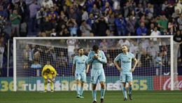 Xem Levantei ‘phá nát’ kỷ lục bất bại của Barcelona