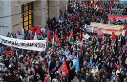 Biển người biểu tình ở Thổ Nhĩ Kỳ ủng hộ dân Palestine và phản đối Mỹ