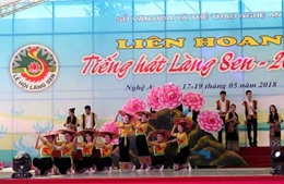 Hơn 700 diễn viên quần chúng tham gia Liên hoan tiếng hát Làng Sen 2018 