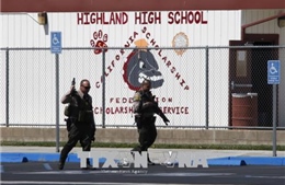 Xả súng tại một trường trung học ở Mỹ, học sinh hoảng loạn tháo chạy