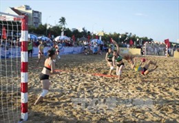 100 vận động viên tham gia Giải vô địch Bóng ném bãi biển toàn quốc 2018
