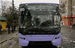 Ukraine: Nổ lựu đạn trên xe buýt nhà trường