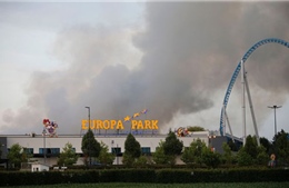 Hỏa hoạn tại khu vui chơi giải trí lớn nhất nước Đức 
