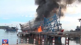 Cháy tàu vỏ thép tại cảng Kỳ Hà, Quảng Nam