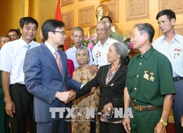 Phó Thủ tướng Vũ Đức Đam tiếp đoàn đại biểu người có công tỉnh Đắk Nông 