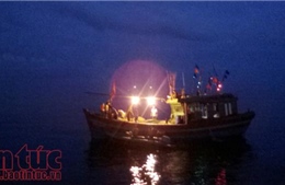 Tàu Cảnh sát biển 2005 cứu hộ thành công tàu cá gặp nạn trên vùng biển Hải Phòng 