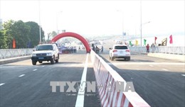 TP Hồ Chí Minh chính thức thông xe cầu qua đảo Kim Cương 