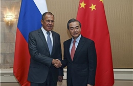 Ngoại trưởng Nga-Trung khẳng định tăng cường phối hợp vấn đề Triều Tiên