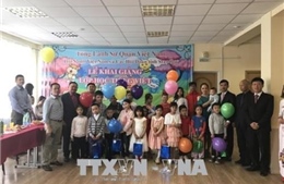 Khai giảng lớp học tiếng Việt tại Ekaterinburg, Nga