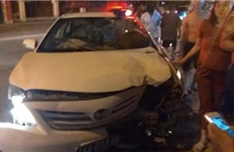 Xe ô tô của đội tuần tra giao thông va chạm với xe máy, một nạn nhân tử vong