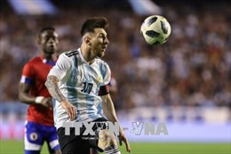 Tù nhân Argentina tuyệt thực đòi xem World Cup