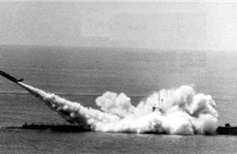Tàu ngầm Mỹ dùng tên lửa hành trình &#39;bắn&#39; thư từ giúp Bưu điện