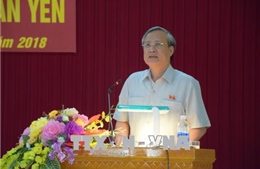 Đồng chí Trần Quốc Vượng tiếp xúc cử tri huyện Văn Yên (Yên Bái) 