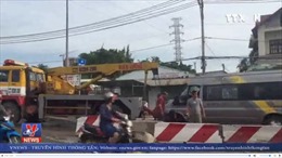 Lật xe khách tại thành phố Hồ Chí Minh, 2 người bị thương nặng