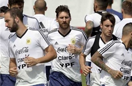 World Cup 2018: Messi muốn &#39;liều mạng&#39; trước Nigeria