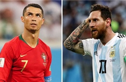 WORLD CUP 2018: Cộng đồng mạng chế ảnh hài hước khi Ronaldo và Messi dắt tay nhau về nước