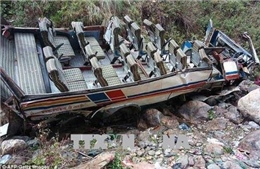 Xe khách lao xuống vực tại Nigeria khiến 16 người thiệt mạng