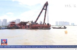 Tìm thấy thi thể 2 nạn nhân vụ chìm sà lan trên sông Sài Gòn